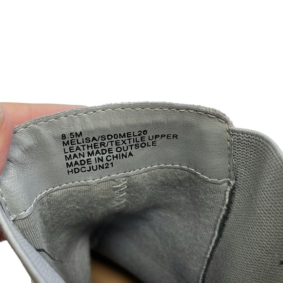 SPLENDID Ankle Boots Lug Sole Booties Grey Suede Leather Chelsea Heels Size 8.5 - Picture 12 of 12